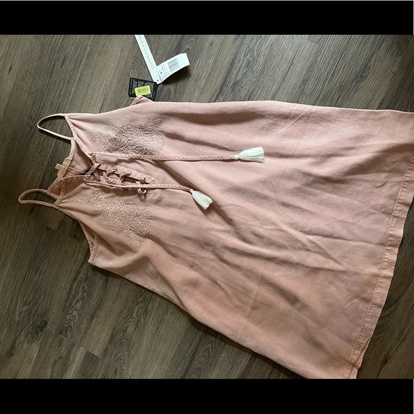 Light Pink Casual Mini Dress - Picture 3 of 4